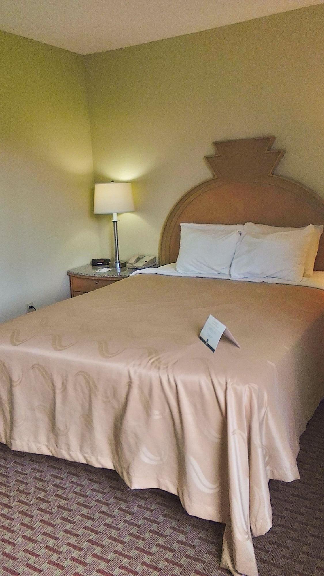 Quality Inn & Suites Greenfield I-70 Esterno foto